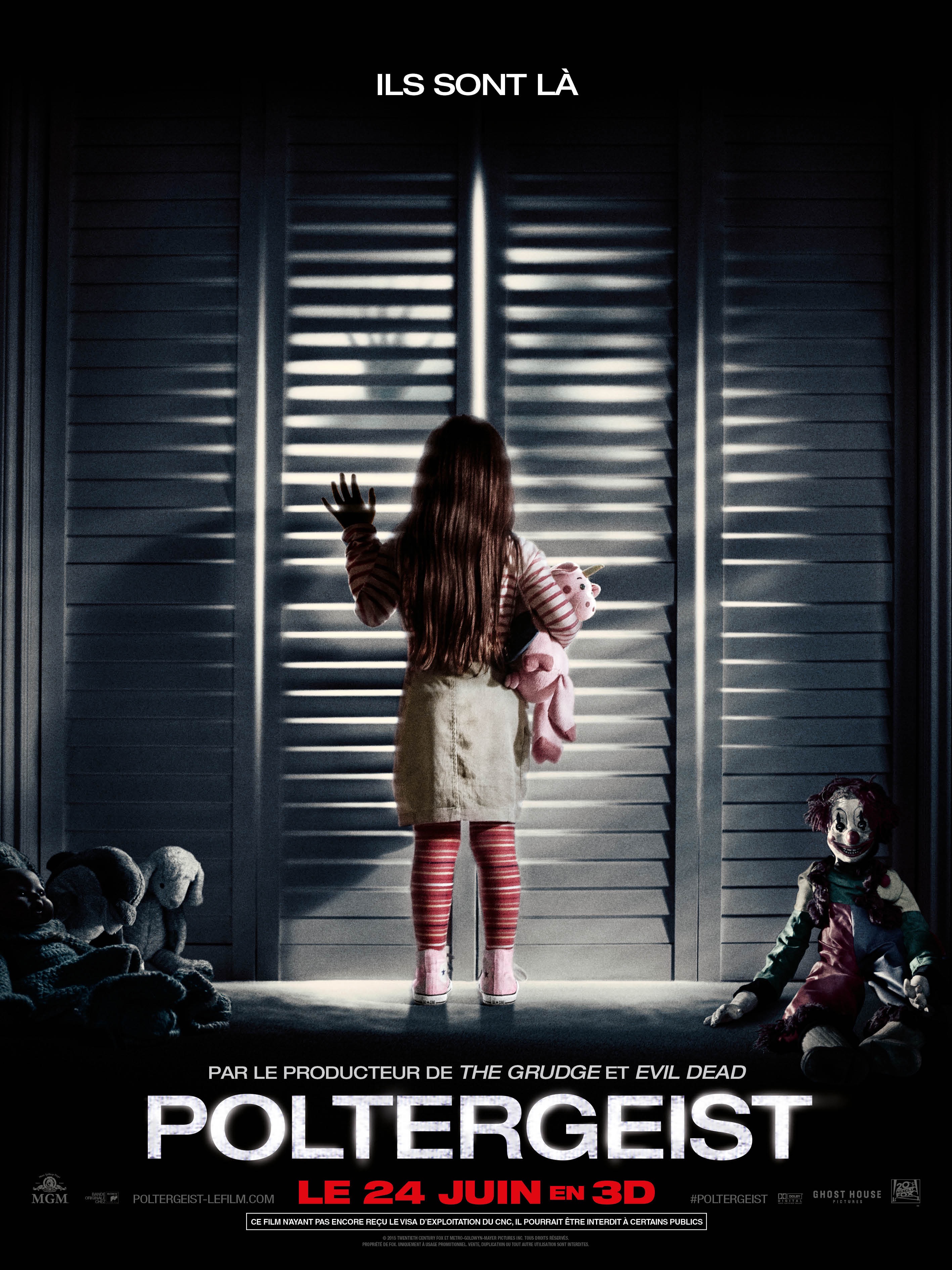 http://www.zickma.fr/wp-content/uploads/2015/06/Poltergeist-critique1.jpg